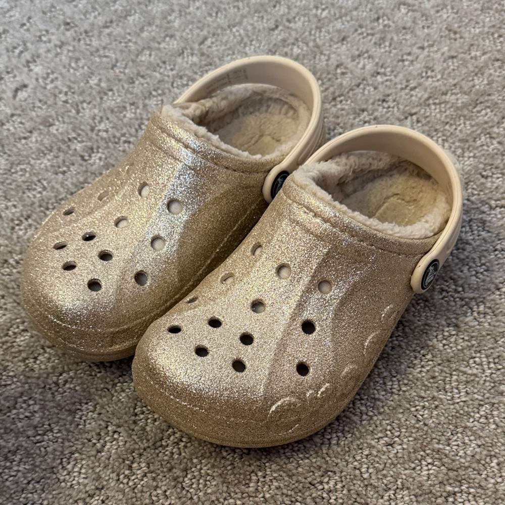 Kids Gold Glitter Clogs